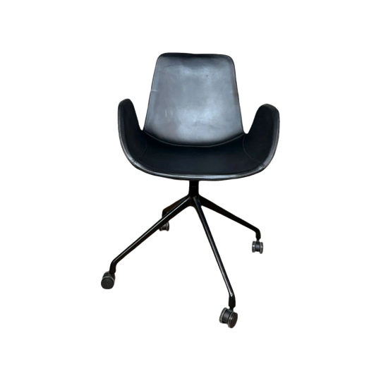 Cloud Swivel Chair with Castors by Zuster