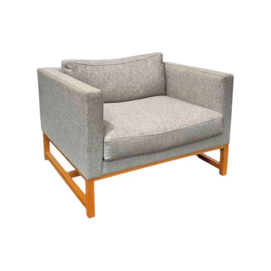 Orten Armchair by Boss Design