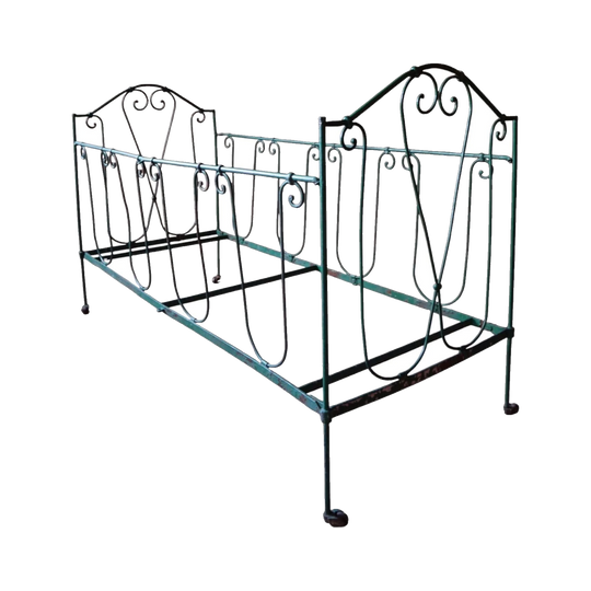 Wrought Iron Day Bed