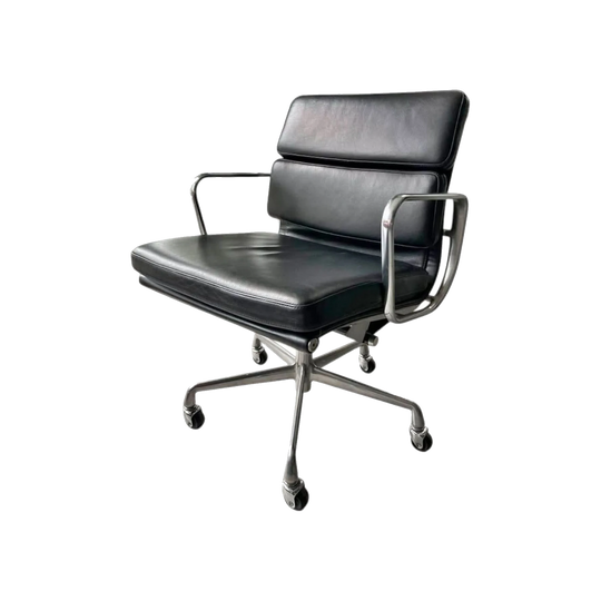 Eames Soft Pad Low Back Chair by Charles & Ray Eames for Herman Miller, c. 1989 – Black Leather, Aluminium Frame