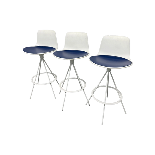 Enea Lottus Barstool – White with Blue Seat Pad