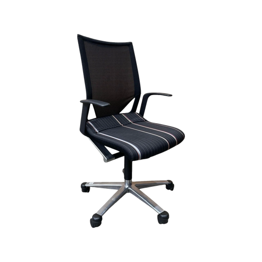 Wilkhahn Modus Executive Designer Office Chair, Danish Kvadrat Made Paul Smith Fabric, Made in Germany