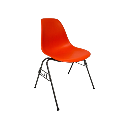 Herman Miller Eames DSS (Molded Plastic Side Chair) – Red, Stacking Base