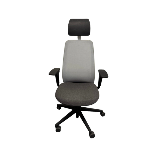 Steelcase Personality Plus Task Chair with Arms & Headrest – Ex-Showroom Stock