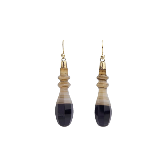 Pair of Victorian Banded Agate Drop Earrings with 9 Karat Yellow Gold Hooks and Caps