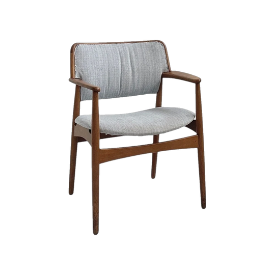 Aksel Bender & Ejner Larsen Danish Model 4205 Chair for Fritz Hansen, Oak, Original Fabric