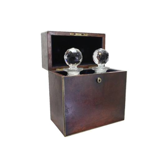 Oak campaign decanter box with decanters