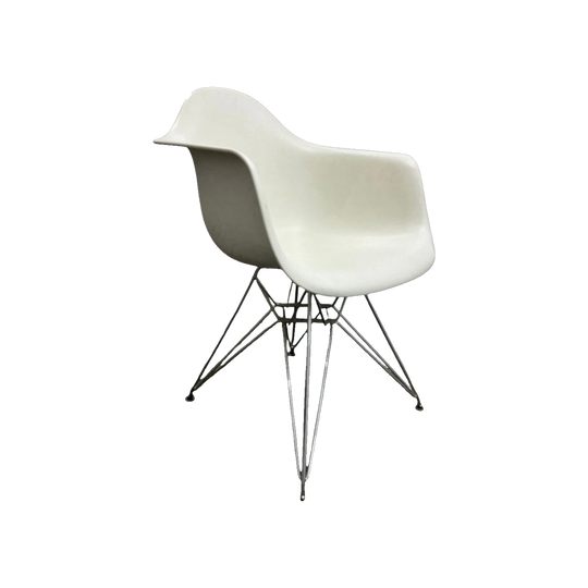 Eames Plastic Armchair
