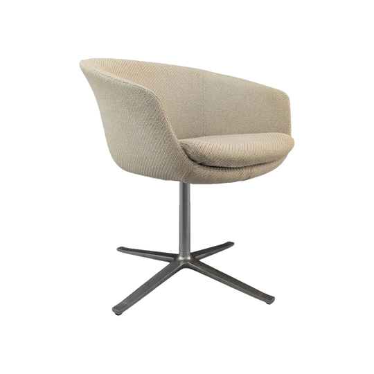 Walter Knoll Bob Swivel Armchair by PearsonLloyd – Wool-Rich Upholstery, Die-Cast Aluminium Four-Star Base