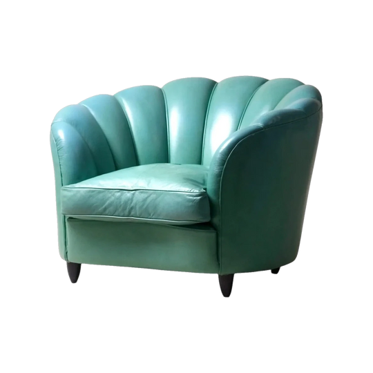 Pair of Gio Ponti for Casa e Giardino 'Shell' Lounge chairs, 1940's Italy.
