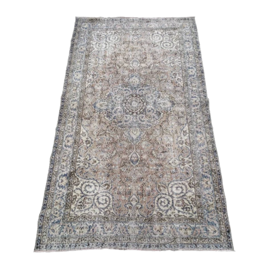 'Robyn' Vintage Rug — 169 x 276 cm, Traditional Medallion, Muted Colours