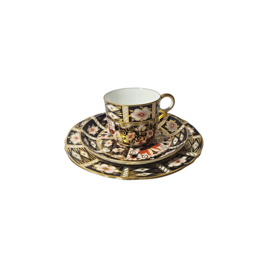 Royal Crown Derby Imari Pattern 2451 Trio – Cup, Saucer & Side Plate, c.1913