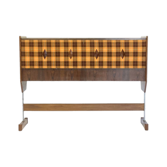 Novo Rumo Dry Bar in Brazilian Rosewood, Laminex and Steel, Brazil