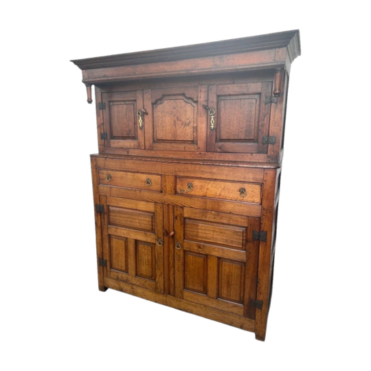 Early 18th-century oak Pantry cupboard