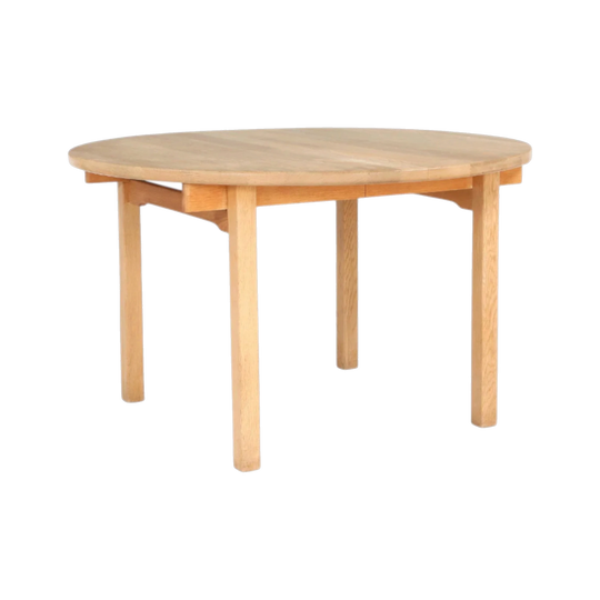 Børge Mogensen: Circular dining table of solid oak with extension and two extra leaves