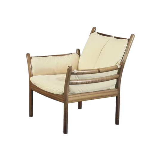 Illum Wikkelsø armchair model 'Genius'