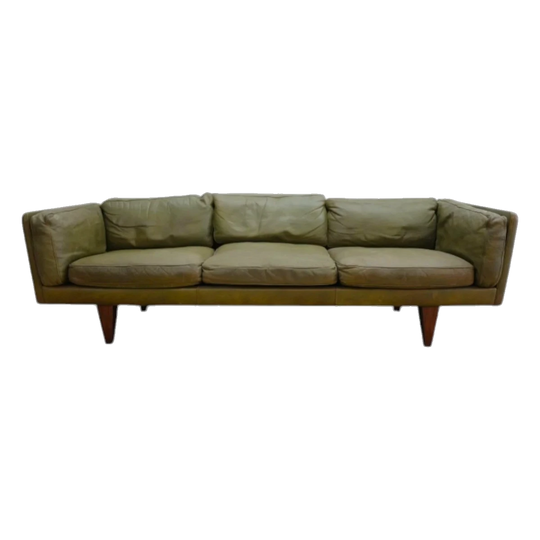 A sofa designed by Illum Wikkelsø for Holger Christiansen