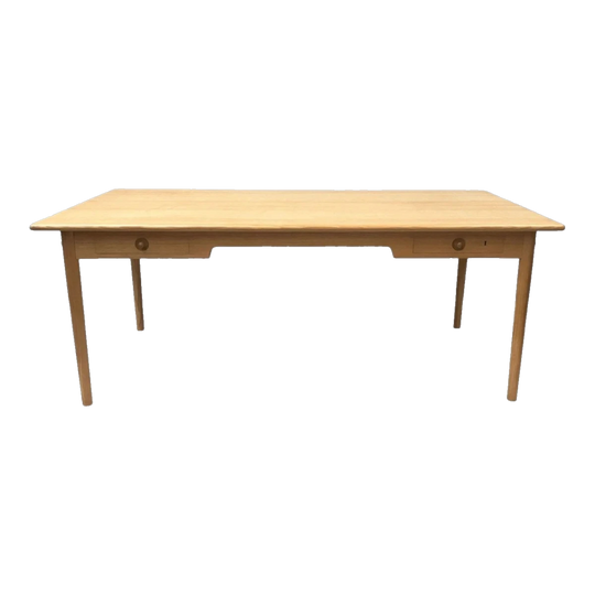 Hans Wegner desk