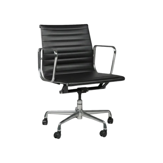 Original Herman Miller Eames Aluminium Group EA335 Management Chair by Charles & Ray Eames with Hard Industrial Castors