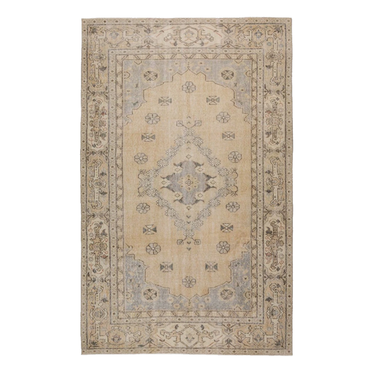Vintage Turkish Isparta Rug. 164 x 263cm