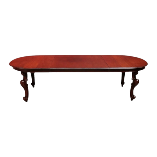 English Mahogany Extending Dining Table with Two Leaves, Circa 1940