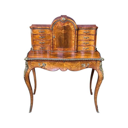 Superb French walnut figured ladies writing desk with ormolu mounts c.1870