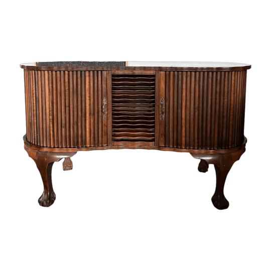 Vintage Mid Century Pilot Jack Walnut Radiogram Cabinet!!