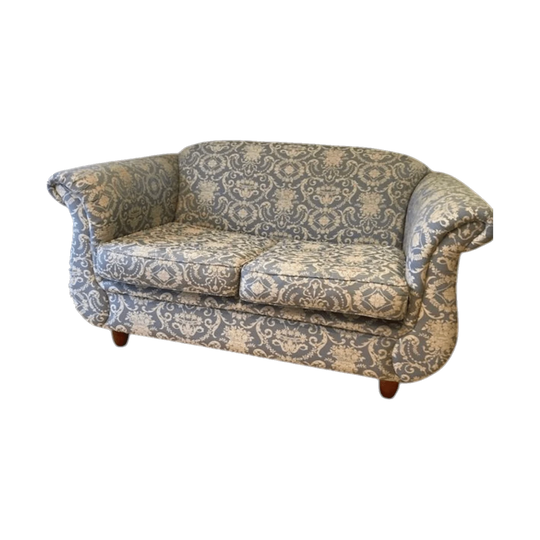 EXQUISITELY BEAUTIFUL  BESPOKE CUSTOM MADE VENICE 2 SEATER