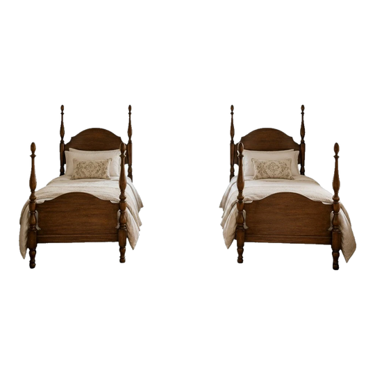 Pair of De Groot Antique Single Beds – Beautiful Timber Craftsmanship