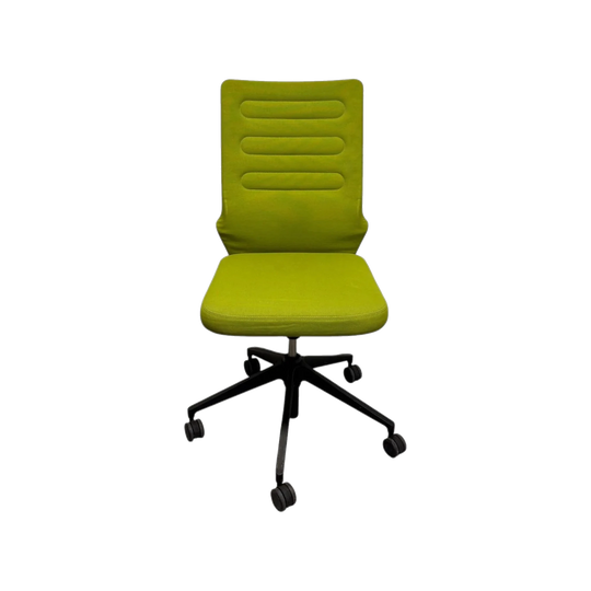Vitra AC 4 Office Chair by Antonio Citterio – Avocado / Light Green