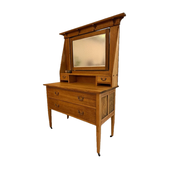 1920s dresser table with mirror