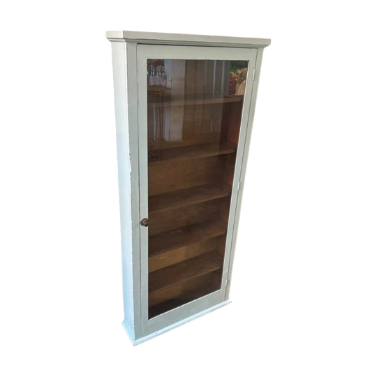 Charming 1930s Showcase