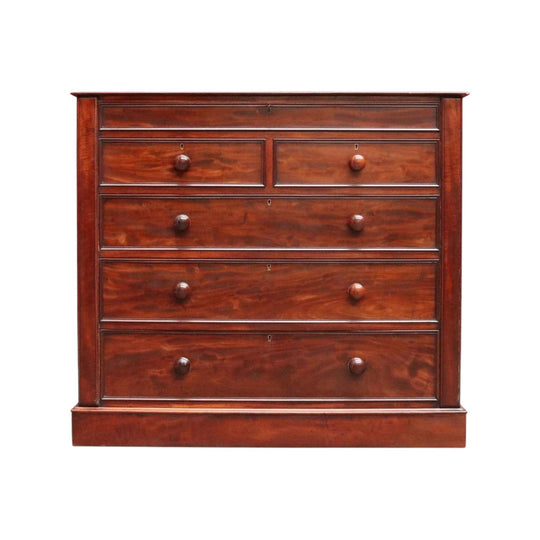 Antique English Mahogany Six Drawer Chest of Drawers, Graduating Drawers. B13130