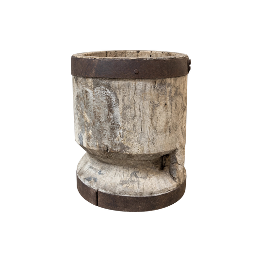 VINTAGE UKALI GRAIN POT / 9455