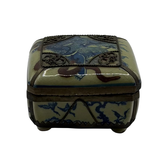 Vintage Chinese Porcelain Lidded Box
