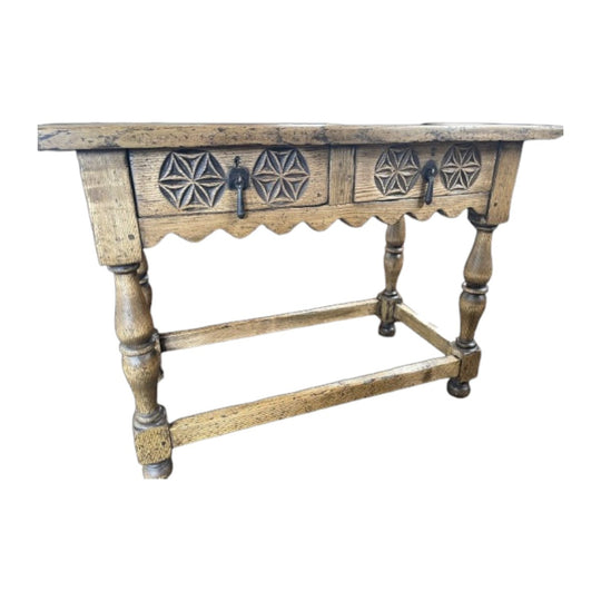 17th century Style Spanish Oak side-table