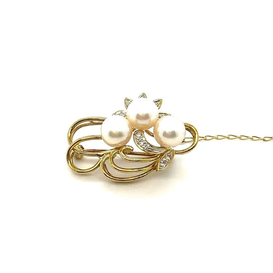 18ct yellow gold and pearl brooch