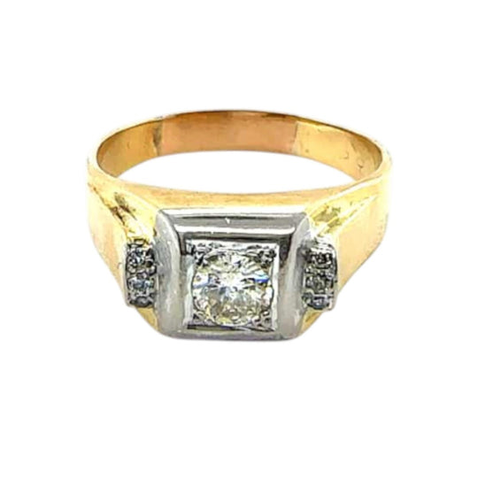 18ct yellow gold signet ring with large central brilliant cut diamond c.1950