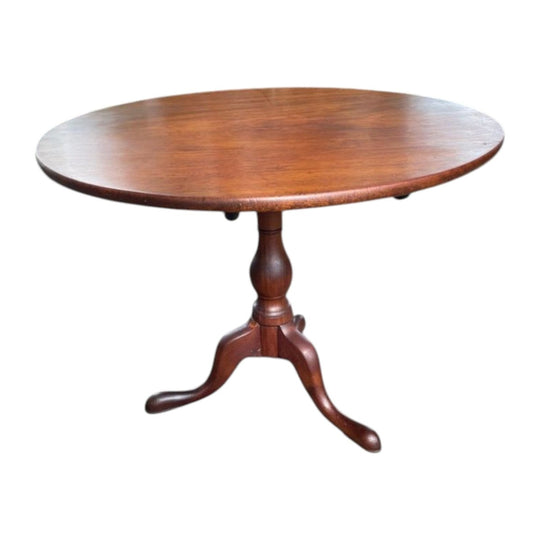 18th century tilt-top Supper table.