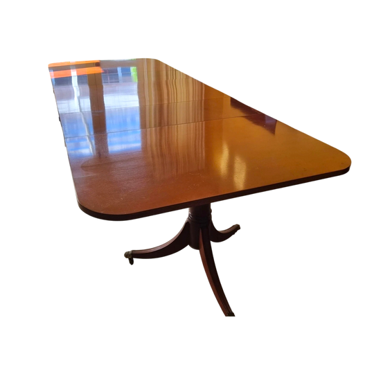 Grand Georgian Reproduction Mahogany Dining Table – Extends to 3.16m