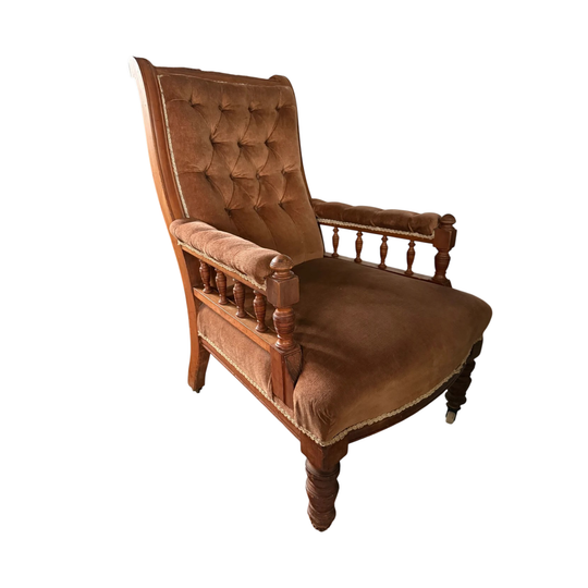 STUNNING Victorian Era Walnut Upholstered armchair!!
