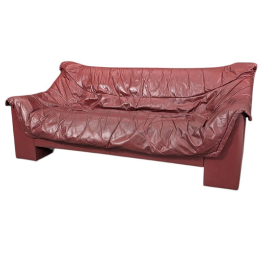 1980s Italian Postmodern Red Leather Duvet Sofa