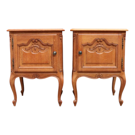 A Pair of Vintage French Oak Single Door Bedside Lamp Table Cabinets B12802