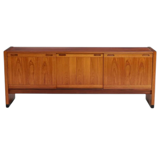 Rosewood Sideboard by Skovby Møbler.