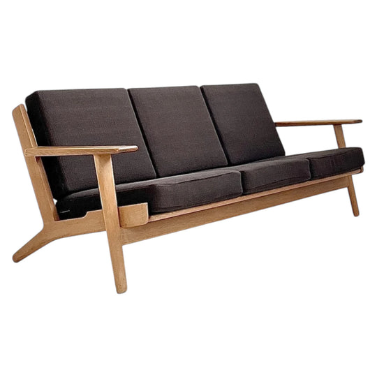 Hans J. Wegner GE290 'Plank' Sofa