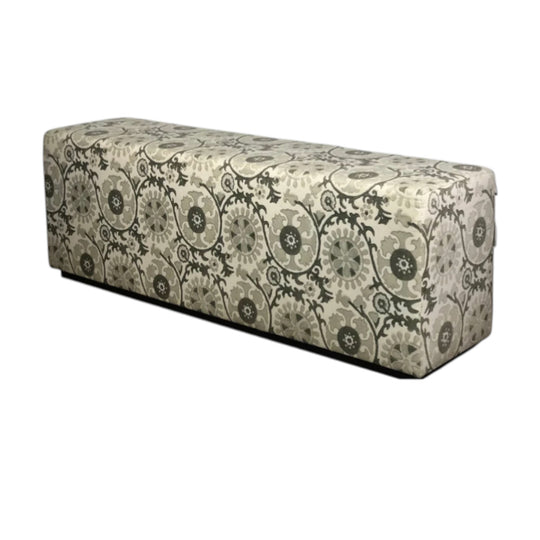Manfred Ottoman (Green)