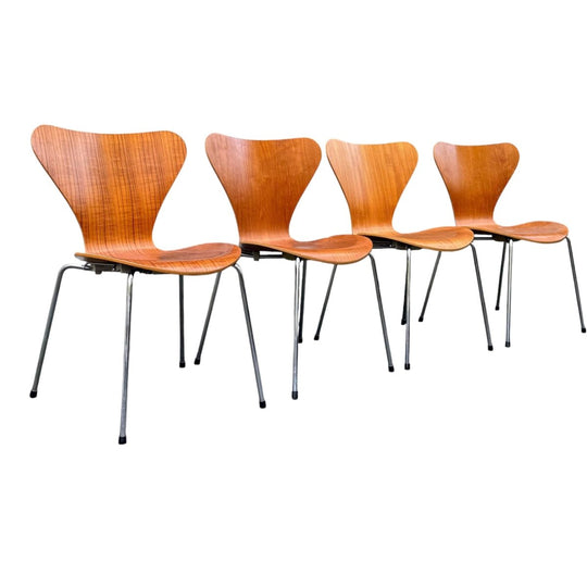 4 x Fritz Hansen Series 7 Dining Chairs