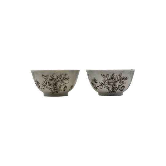 Pair of Black-Painted Chinese Export Tea Bowls, Qing Dynasty