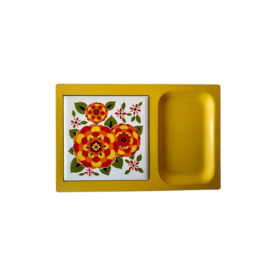 1970s Japan 'CHERRY' Yellow Flowers Ceramic Tile Cheese Board / Trivet – Unbranded Moulded Plastic Serving Tray