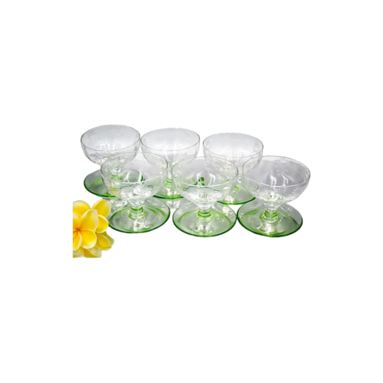 Absolutely Stunning Vintage Uranium Flower Etched Dessert Bowls. Set of 6